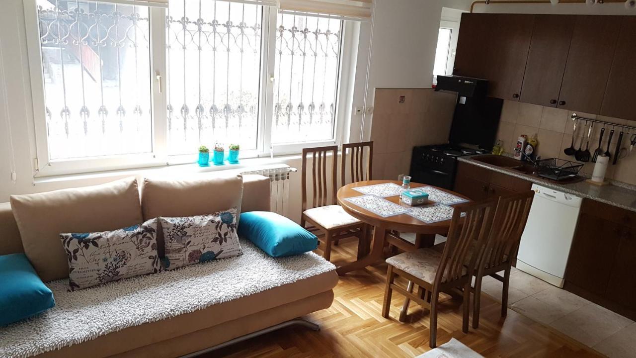 Apartment Old Town ,Top Location, Brand New 塞拉耶佛 外观 照片