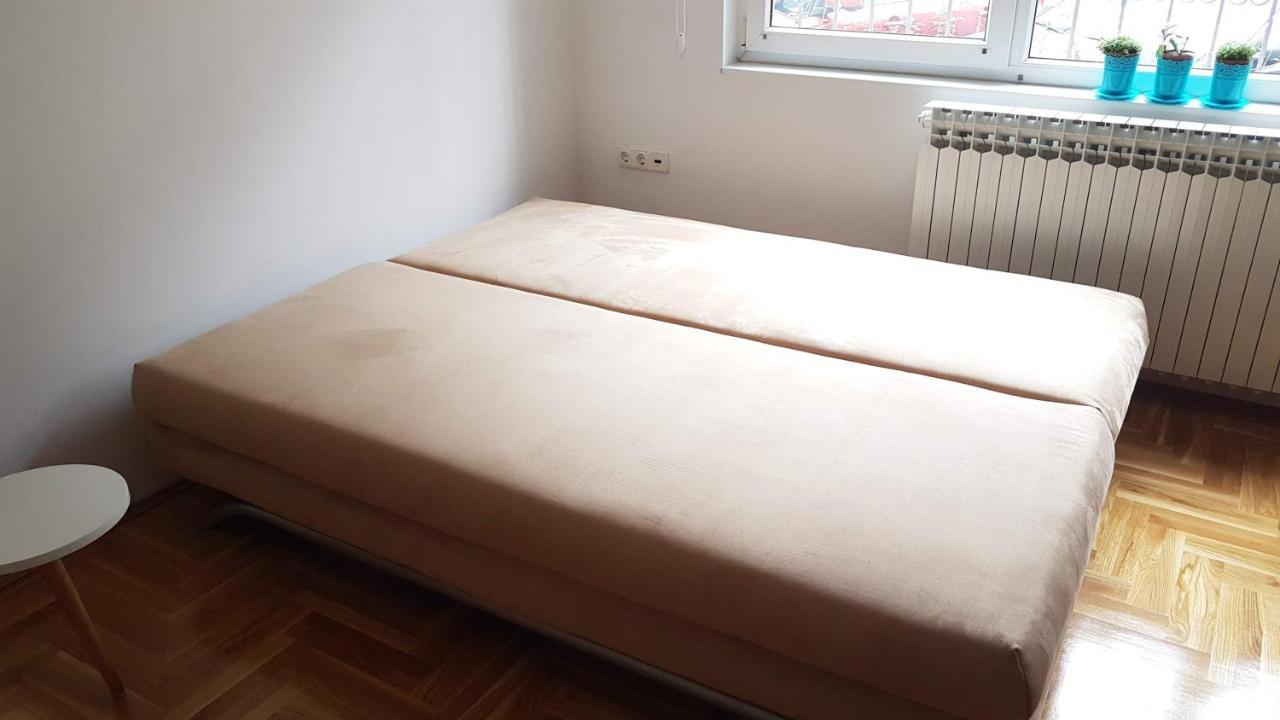 Apartment Old Town ,Top Location, Brand New 塞拉耶佛 外观 照片
