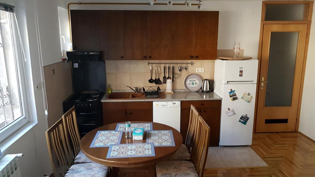 Apartment Old Town ,Top Location, Brand New 塞拉耶佛 外观 照片